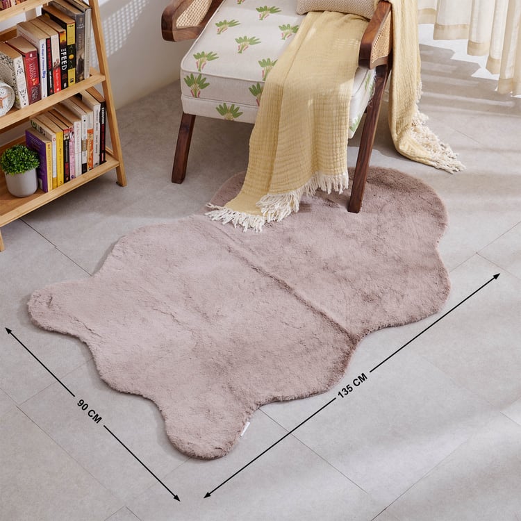 Quartz Scion Fur Carpet - 135x90cm