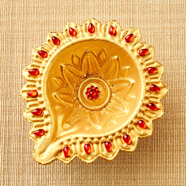 Utsav Set of 4 Earthen Clay Embellished Leaf Diyas