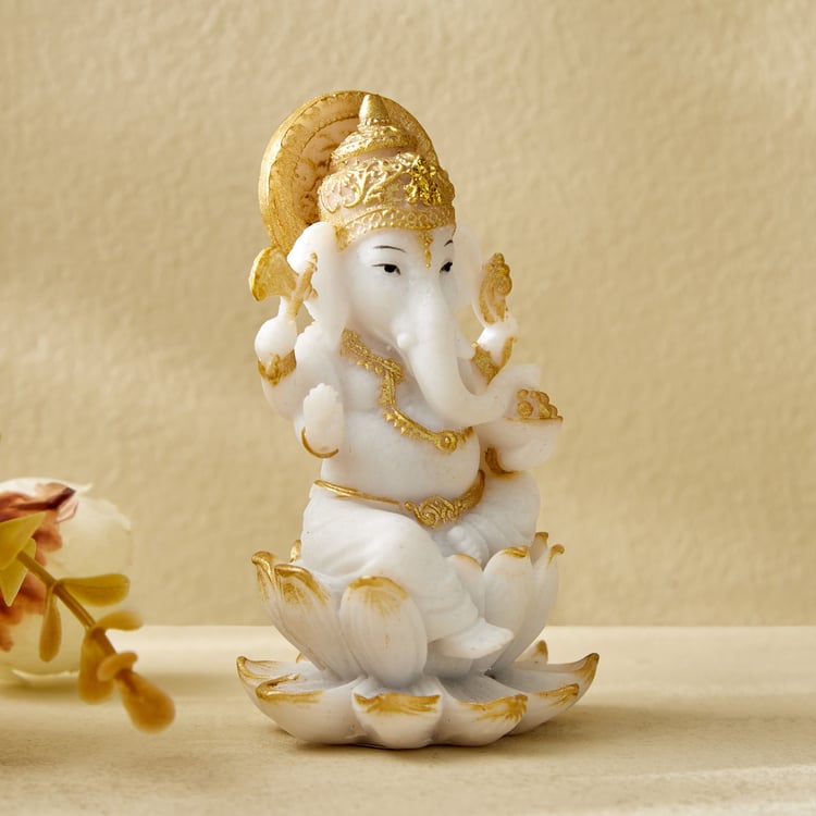 Dhayana Duri Set of 2 Polyresin Ganesha and Laxmi Figurines