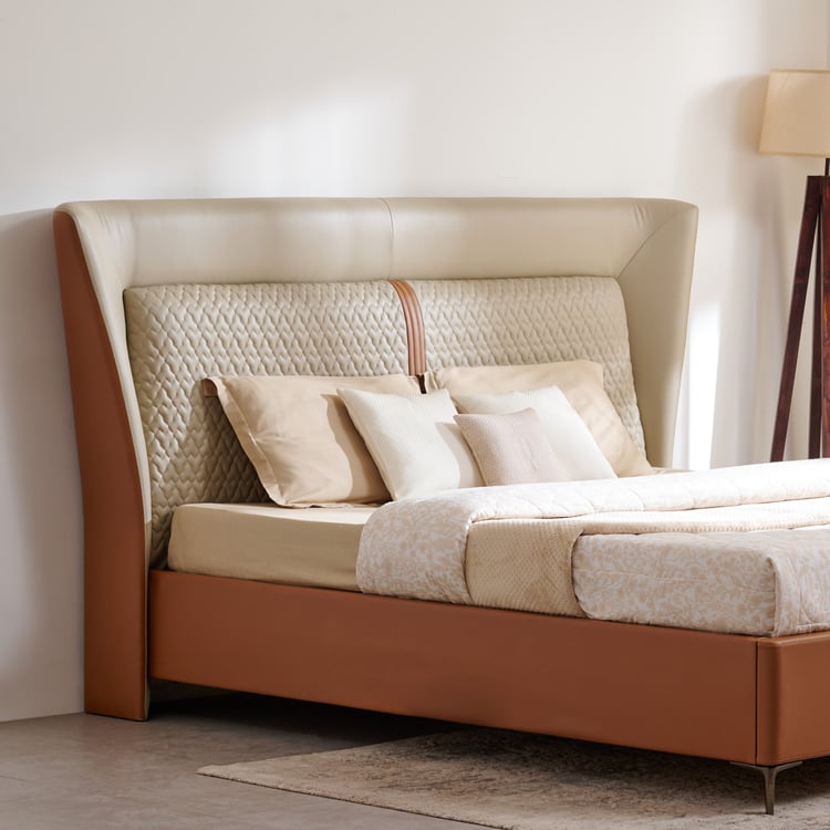 Tiffany Caramel King Bed with Hydraulic Storage - Brown