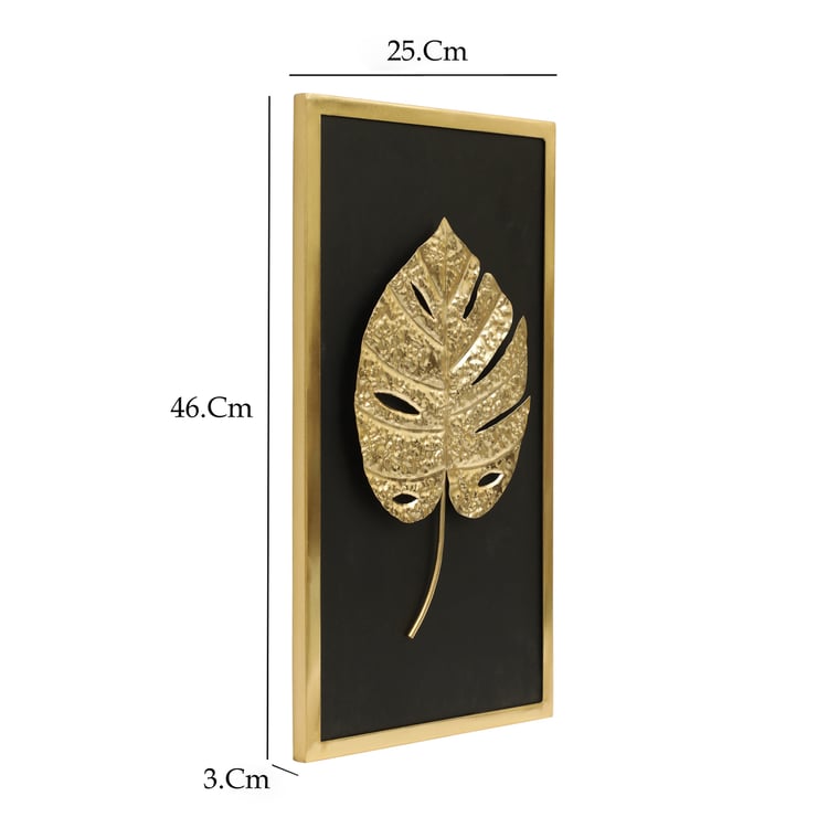 VEDAS Pepo Metal Leaf Wall Accent