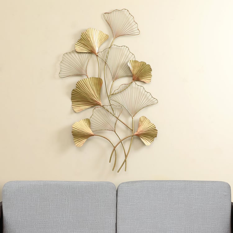 VEDAS Bayleen Metal Ginko Leaf Wall Accent