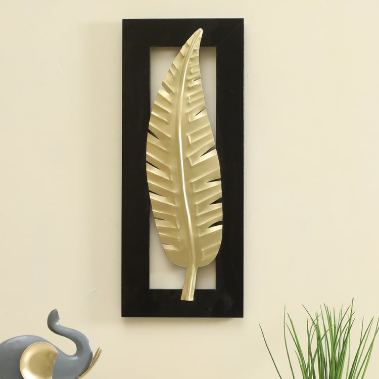 VEDAS Vantara Leaf Wall Accent