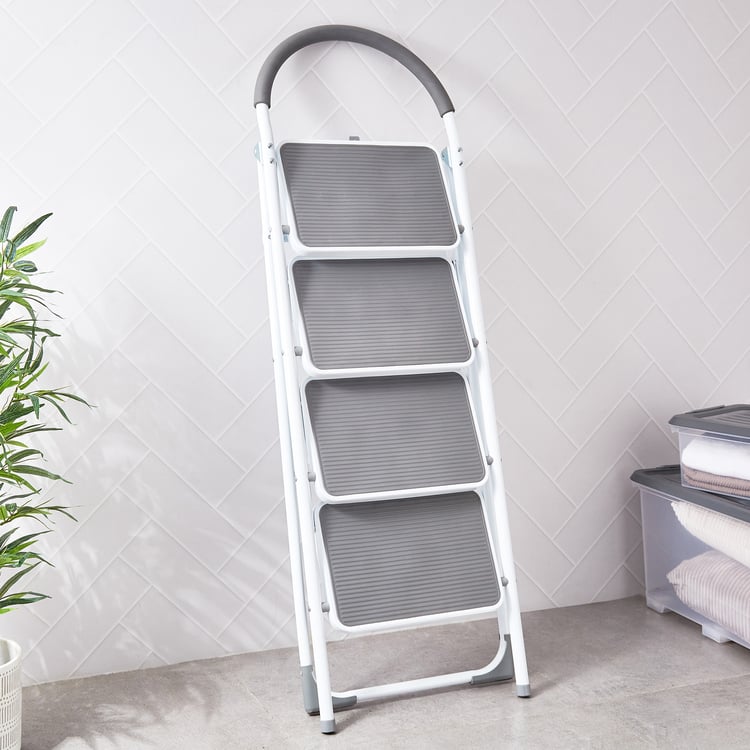 Omnia Flavell Metal Foldable 4-Step Ladder