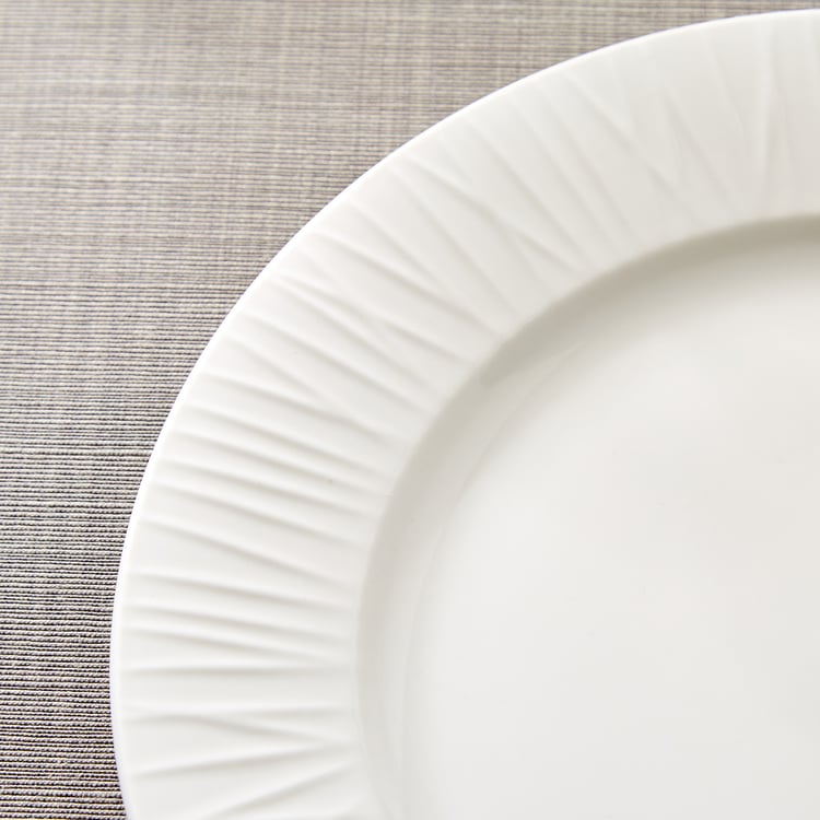 Marshmallow Brook Porcelain Dinner Plate - 27cm
