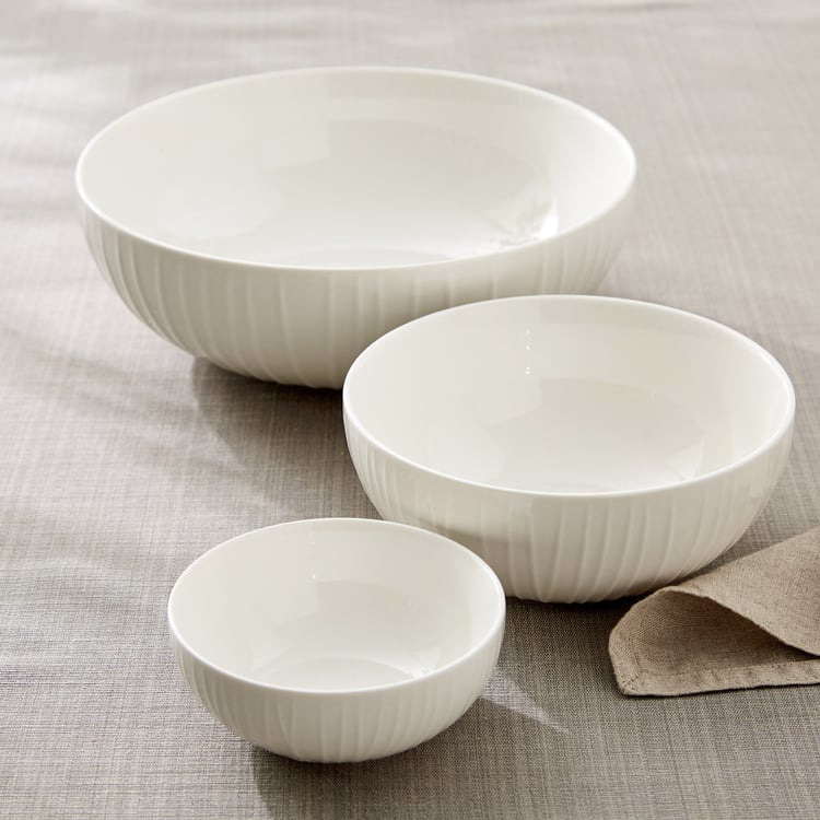 Marshmallow Brook Porcelain Ribbed Katori - 180ml