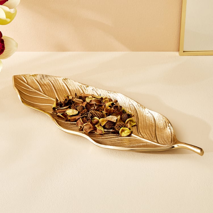 Hoovu Jade Metal Decorative Leaf Platter