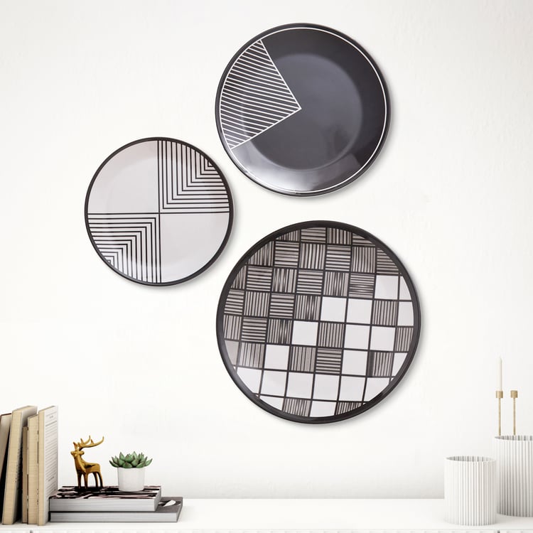 Midnight Melody Set of 3 Melamine Geoemtric Patterned Wall Plates