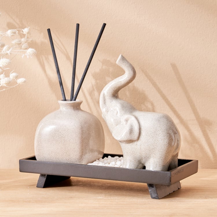 Divine Scentscape Ceramic Elephant Diffuser Set