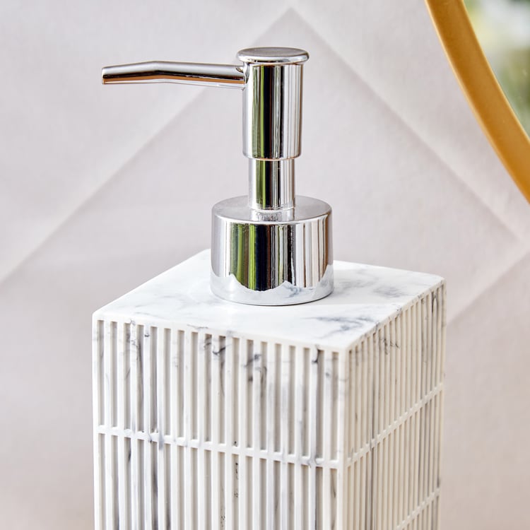 Derby Jester 4Pcs Polyresin Bathroom Set