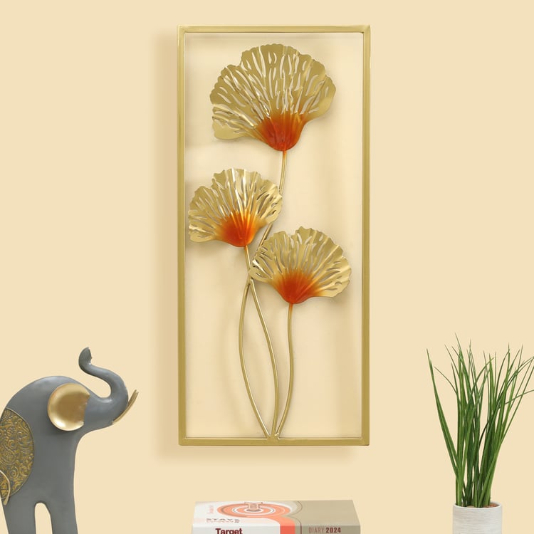 VEDAS Mystical Indiana Metal Ginko Leaf Wall Accent