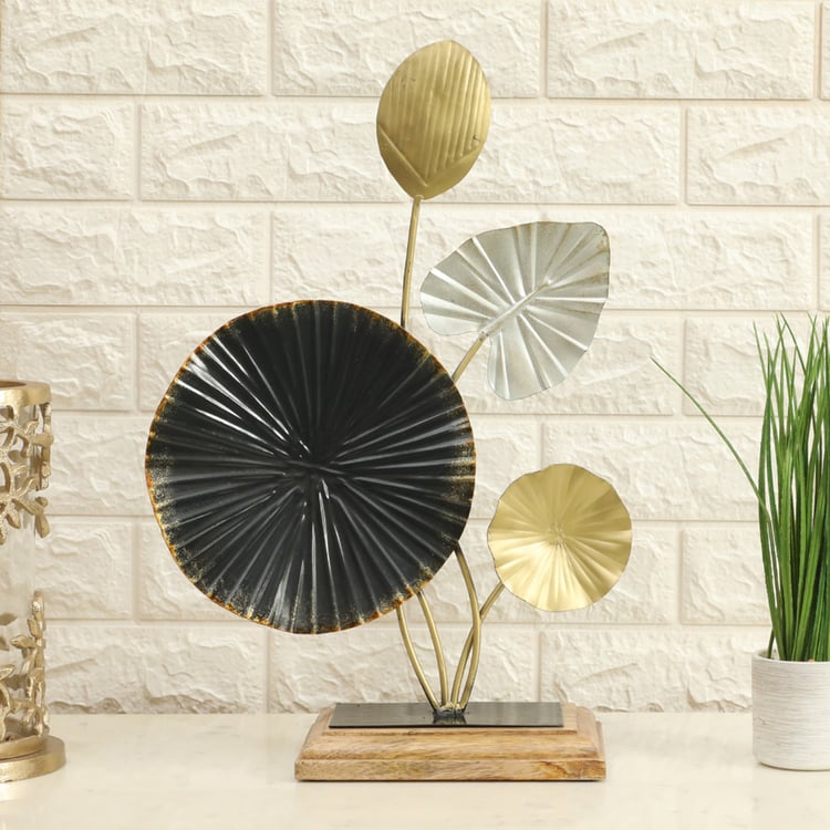 VEDAS Mystical Indiana Metal Leaf Table Accent