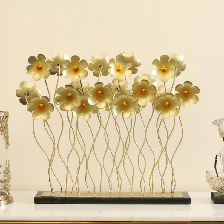 VEDAS Noor Metal Flower Table Accent