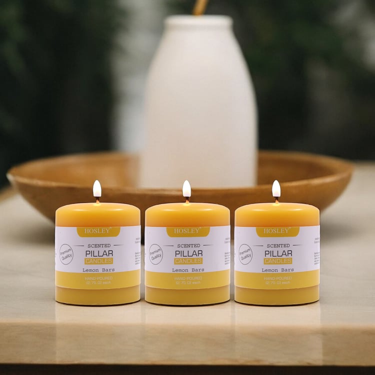 HOSLEY Set of 3 Lemon Bar Scented Pillar Candles