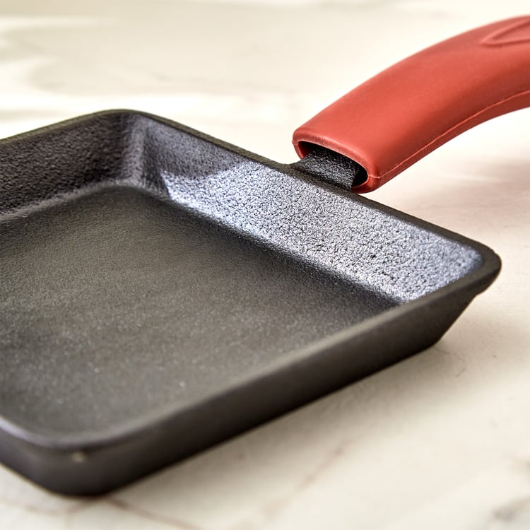 Terra Tales Sally Cast Iron Mini Frying Pan - 12cm