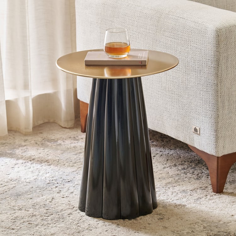 Scallop Metal Top Accent Table - Black