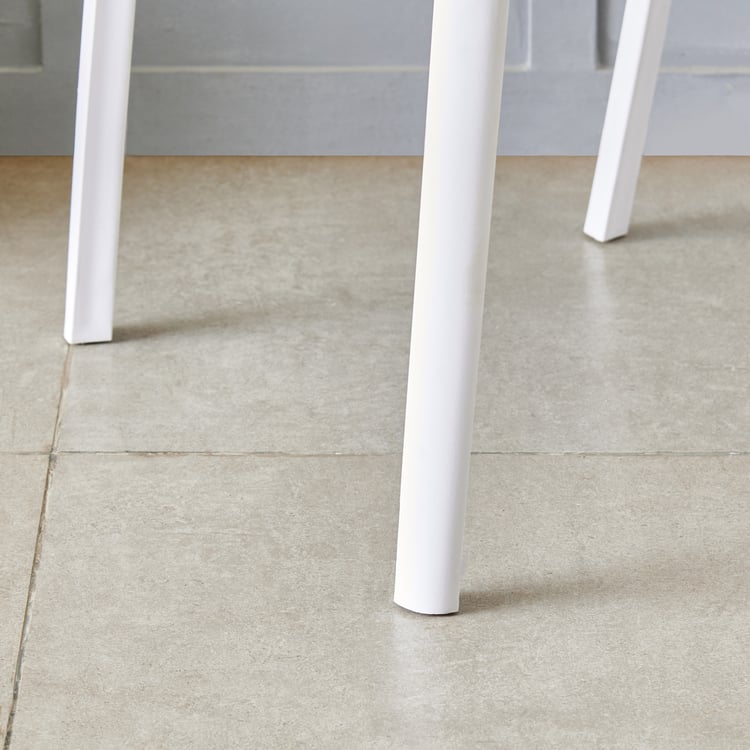 Iza Polypropylene Chair - White