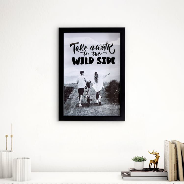 Spectrum Pitch Couple Print Picture Frame - 25x35cm