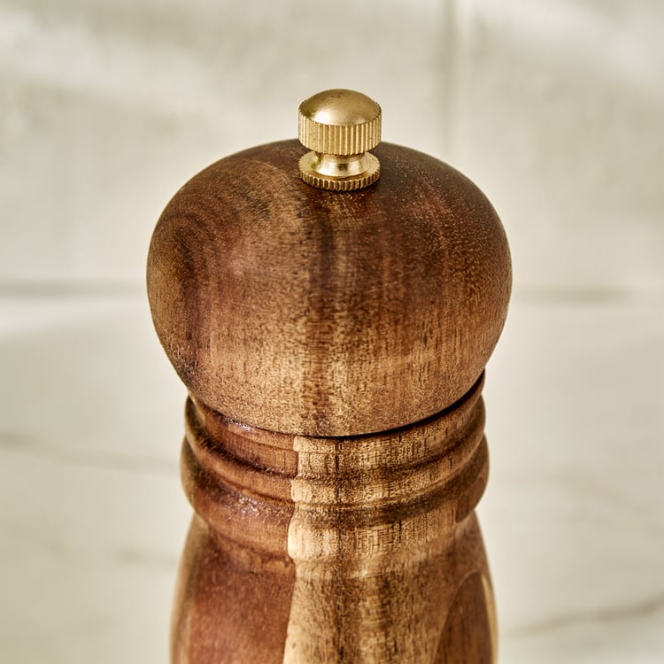Chefs Pride Iyra Acacia Wood Pepper Mill - Small