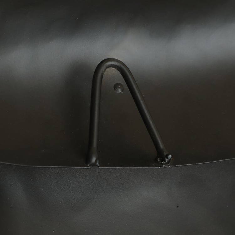 VEDAS Modern Minimalistic Metal Floral Wall Accent - Large