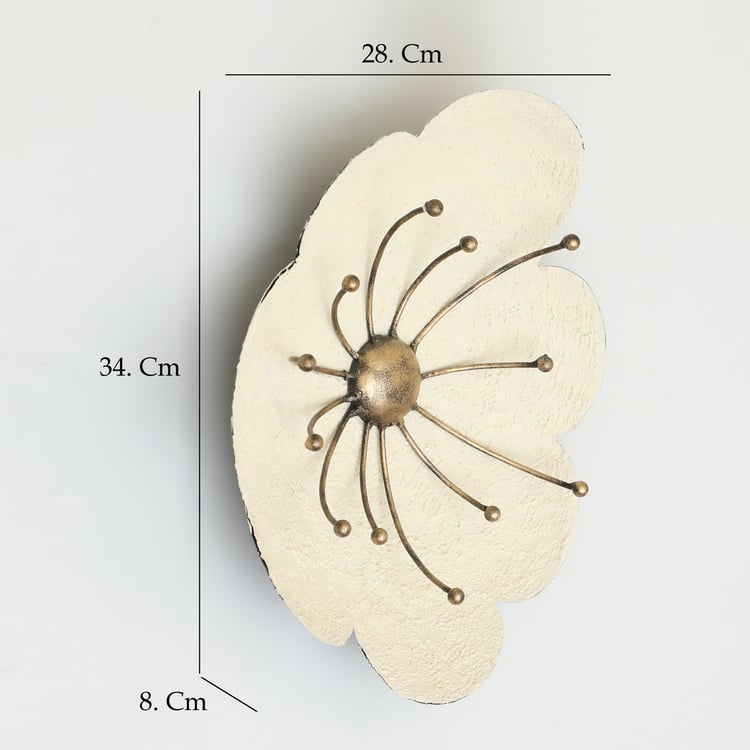 VEDAS Modern Minimalistic Metal Floral Wall Accent - Large