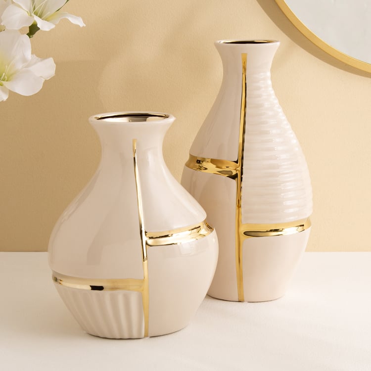 Canova Opt Aviora Ceramic Ribbed Vase - Small