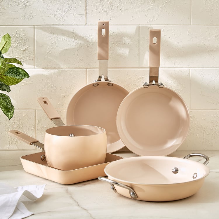 Chef's Pride Swaly Aluminium Non Stick Frying Pan - 14cm