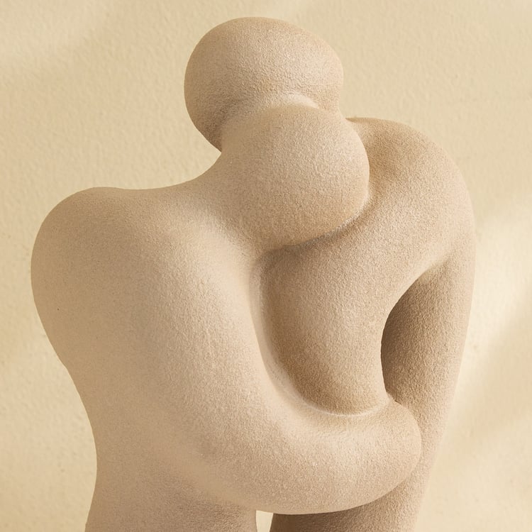 Acroma Est Hitch Ceramic Couple Figurine