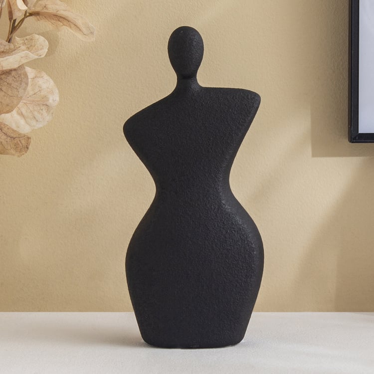 Acroma Est Hitch Ceramic Figurine