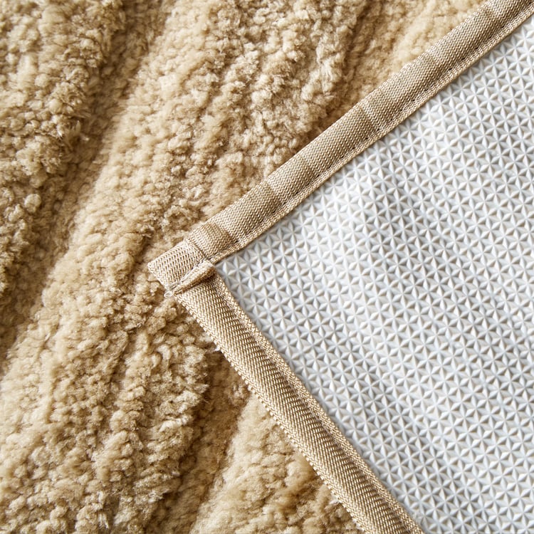 Colour Refresh Essence Plush Anti-Slip Bath Runner - 130x45cm