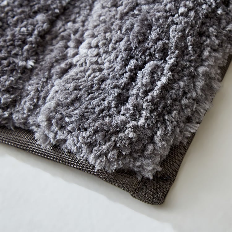 Colour Refresh Essence Plush Anti-Slip Bath Runner - 130x45cm