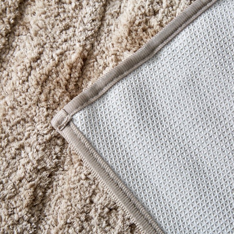 Colour Refresh Essence Plush Anti-Slip Bath Runner - 130x45cm
