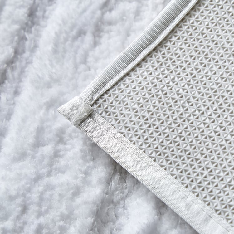 Colour Refresh Essence Plush Anti-Slip Bath Mat - 60x40cm