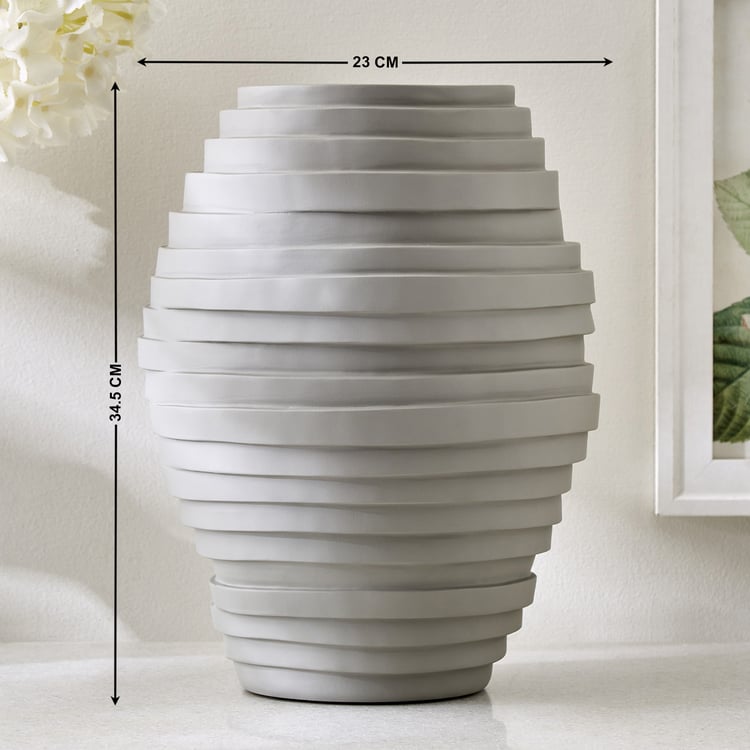 Romo Est Noel Polyresin Vase