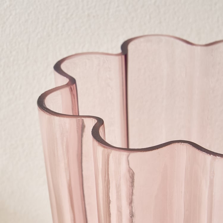 Fiora Delphi Glass Scallop Vase