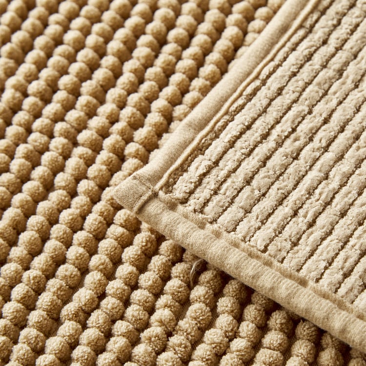 Bask Poppy Anti-Skid Bath Mat - 60x40cm