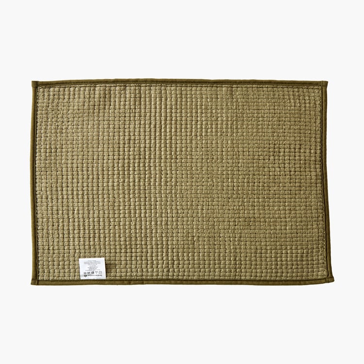 Bask Poppy Anti-Skid Bath Mat - 60x40cm