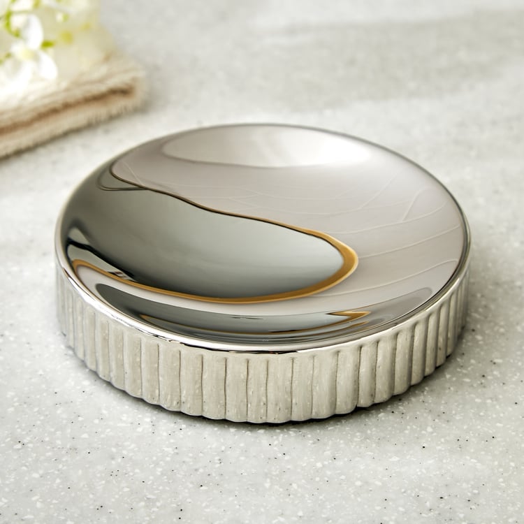 Iced Palace Drift Metal Soap Dish