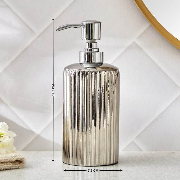 Iced Palace Drift Metal Soap Dispenser - 380ml