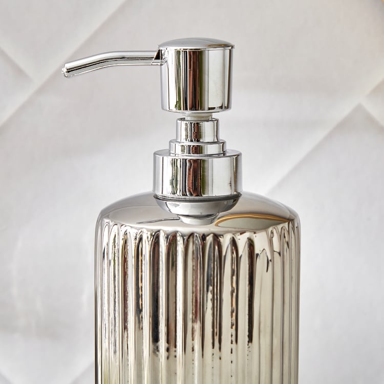 Iced Palace Drift Metal Soap Dispenser - 380ml