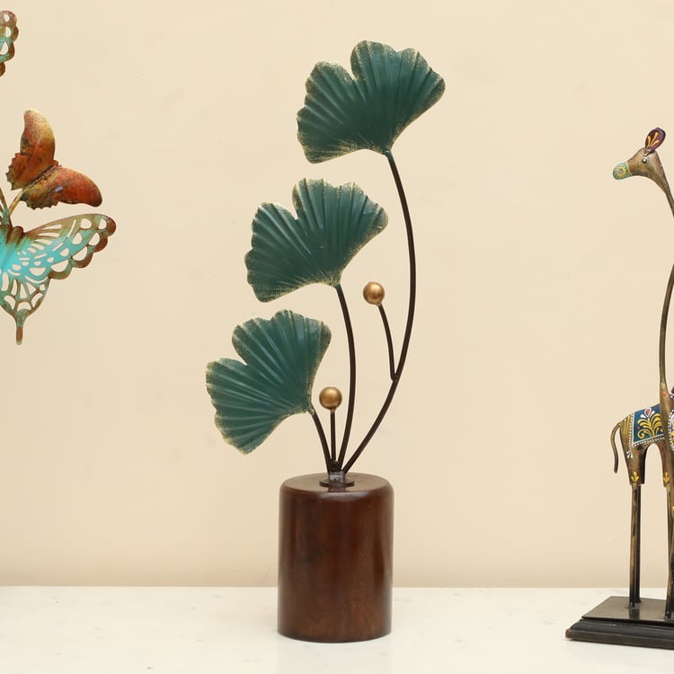 VEDAS Mystical India Metal Ginko Flower Table Accent