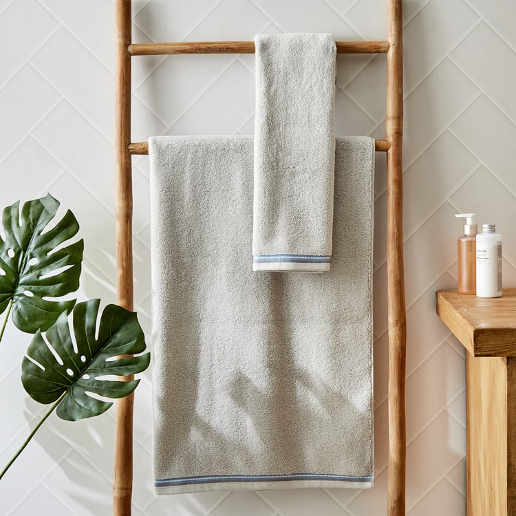 Iced Palace Arya Cotton Bath Towel - 70x140cm