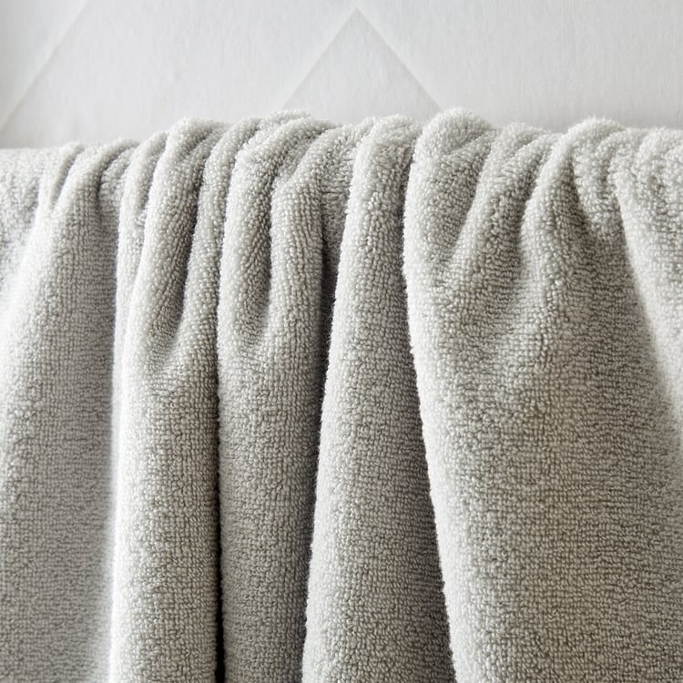 Iced Palace Arya Cotton Bath Towel - 70x140cm