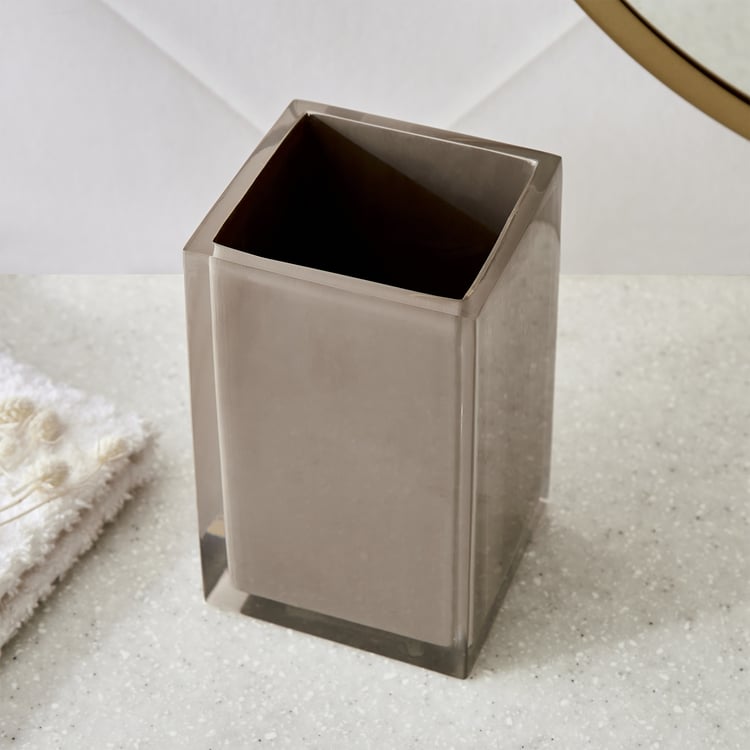 Clair De Lune Kingston Polyresin Holder
