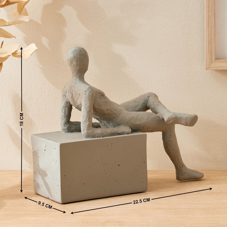 Oyster Tessera Polyresin Lazing Human Figurine