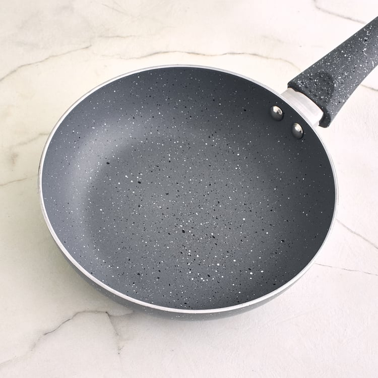 Blair Nevada Aluminium Frying Pan - 18.5cm