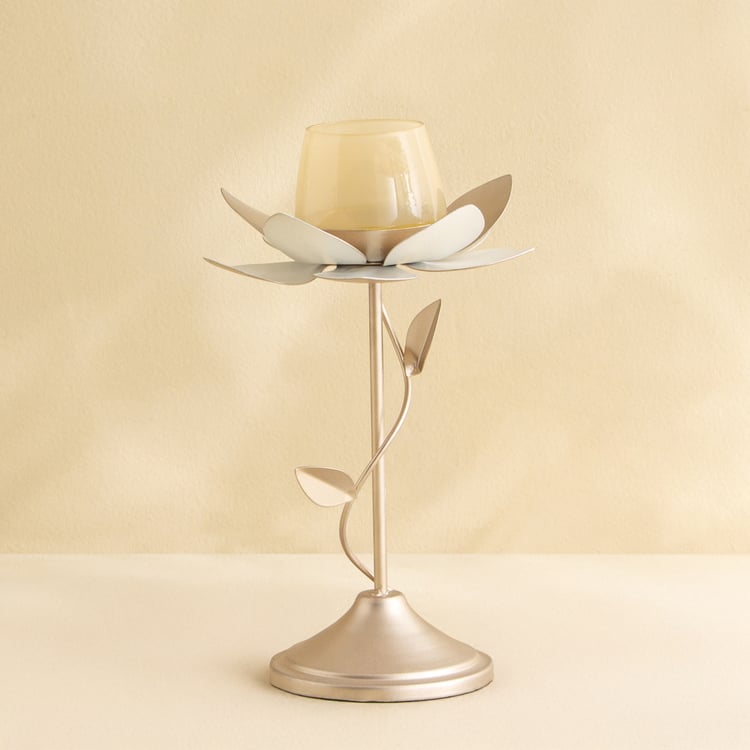Tamaira Kamal Set of 2 Metal Pedestal T-Light Holders
