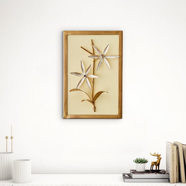 Panorama Glitz Metal Flower with Leaf Wall Accent