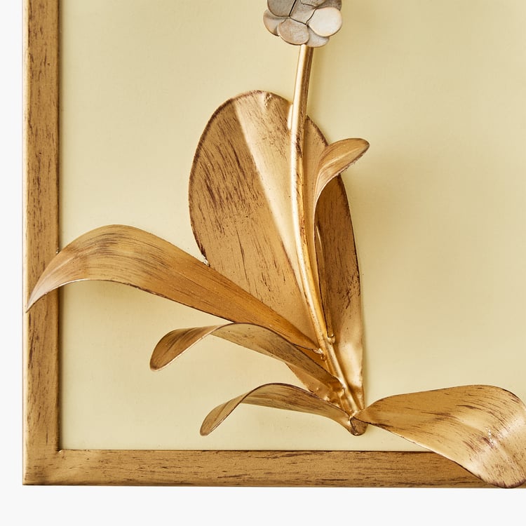 Panorama Glitz Metal Flower with Leaf Wall Accent