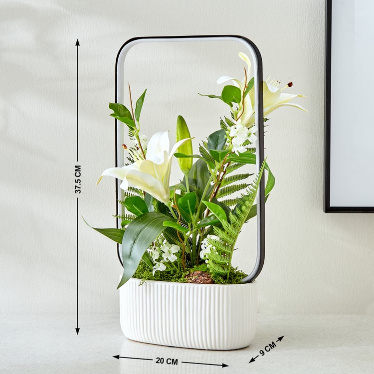 Gloria Spark Artificial Lily in Potted Plant with LED